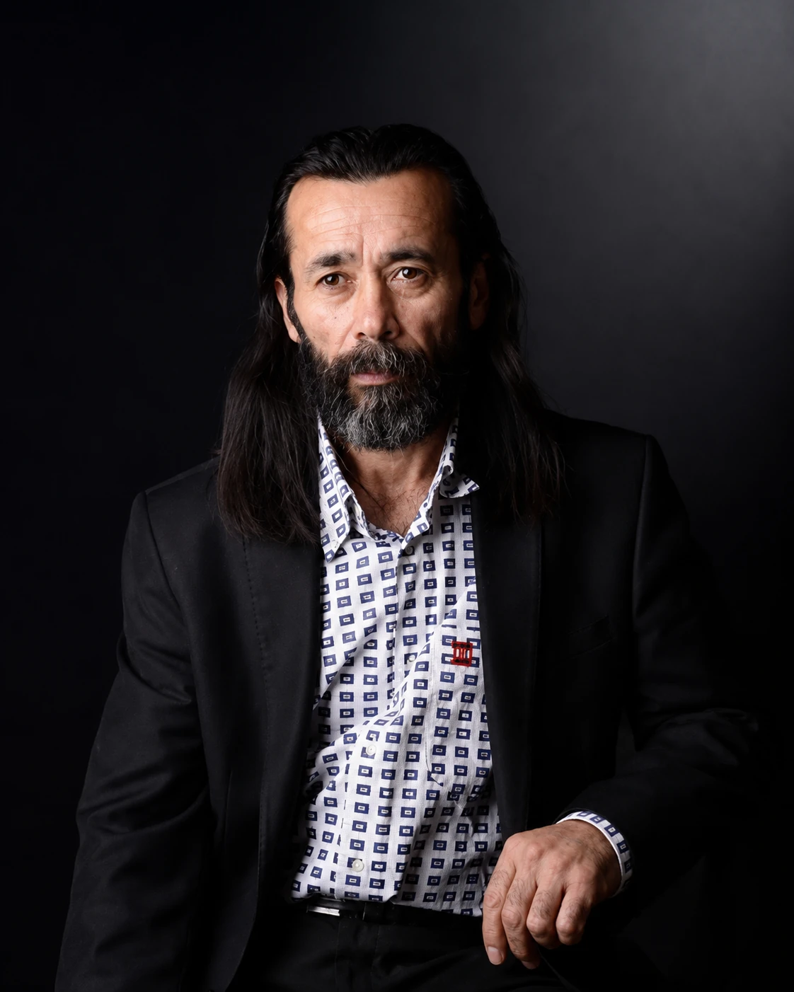 Ali Ekber Görel stüdyo portresi